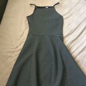 H&M dress 👗